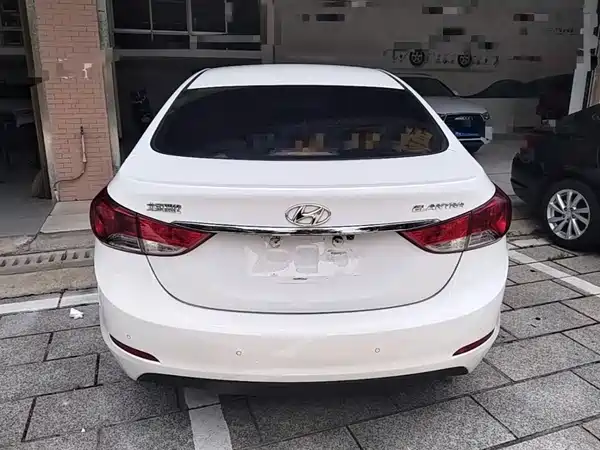 Hyundai Elantra Langdong 2016