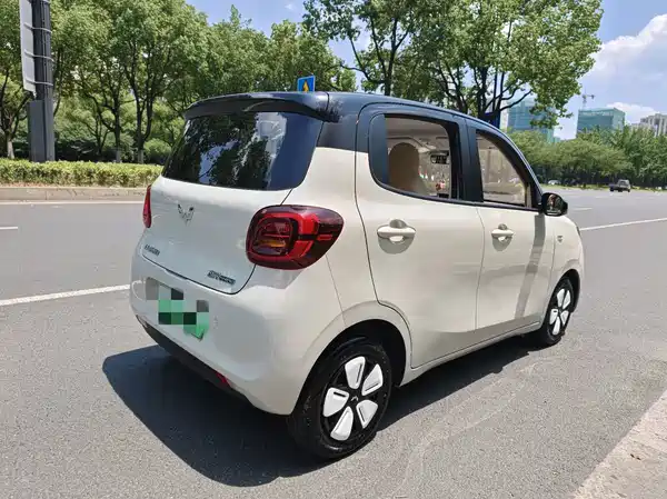Wuling Hongguang MINIEV 2025