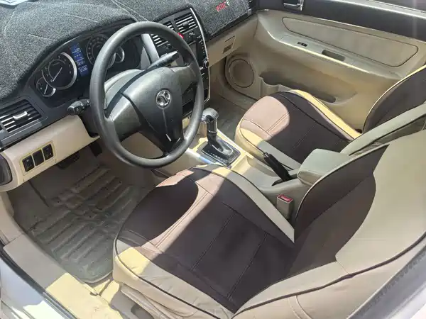 BAIC Motor E Series 2015
