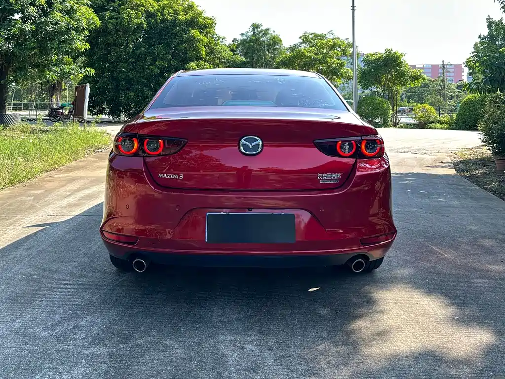 Mazda 3 Axela 2021