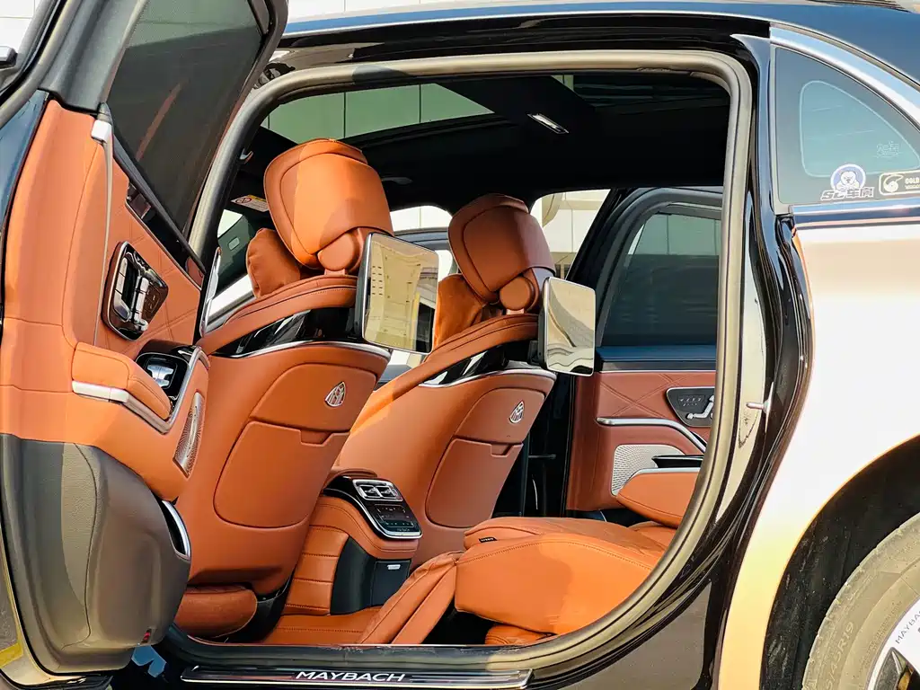 Mercedes-Benz Maybach S-Class 2023