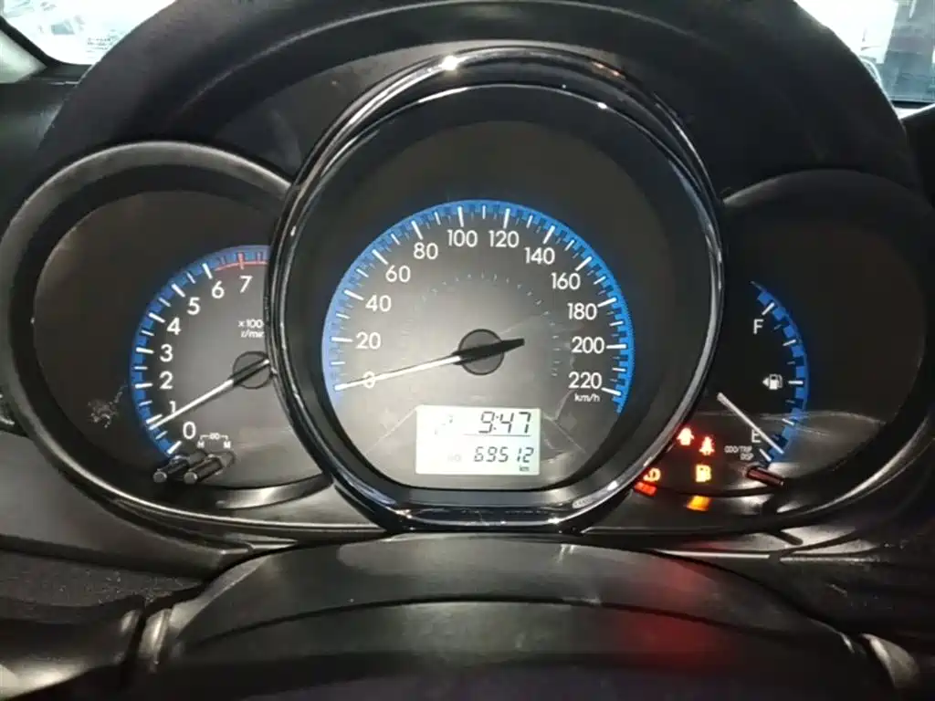 Toyota Vios FS 2018 — фото 12