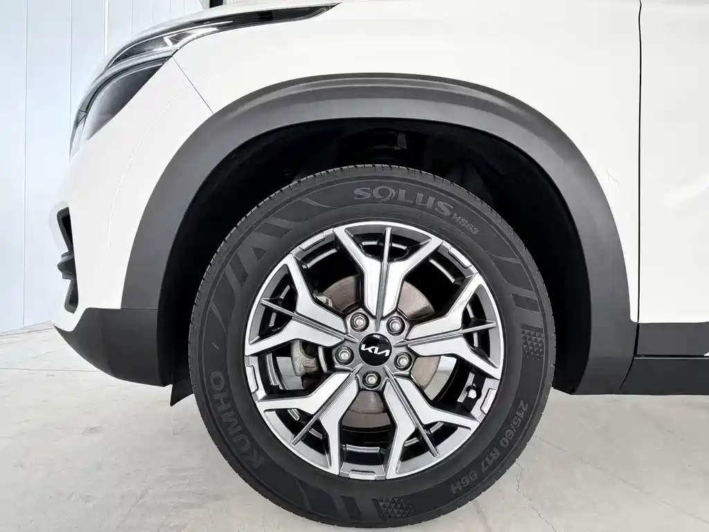 Kia KX3 2023 — фото 18