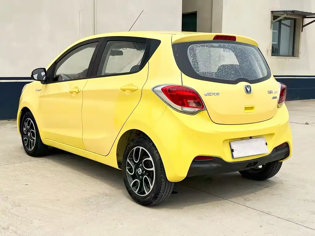 Changan BenBen 2015