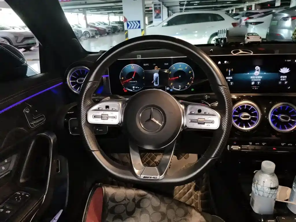 Mercedes-Benz A-Class 2020 — фото 6