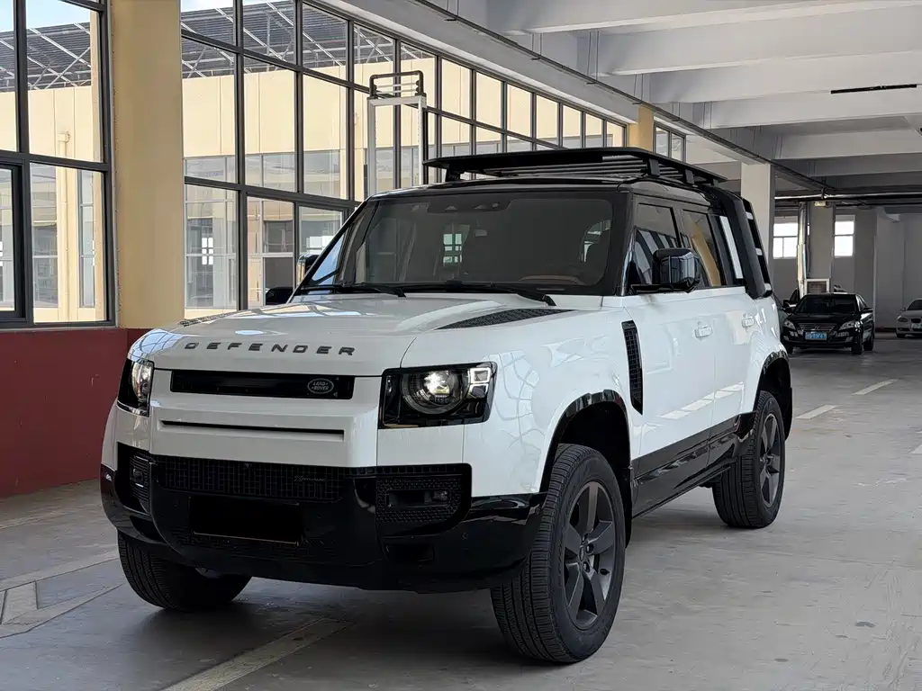 Land Rover Defender 2023 — фото 2
