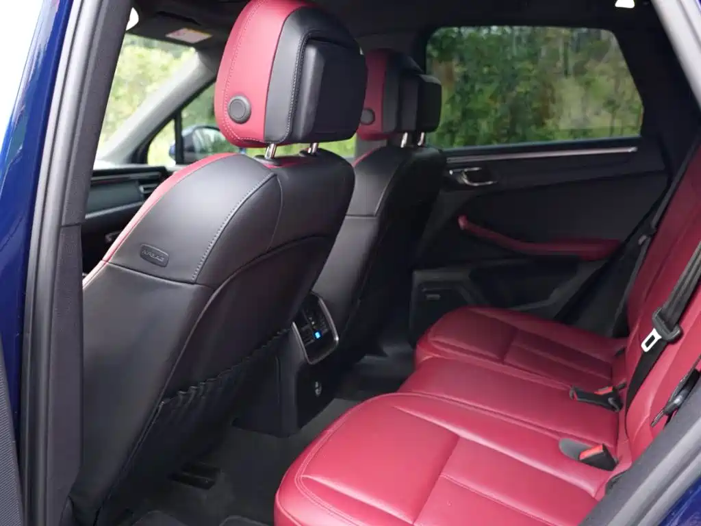 Porsche Macan 2022 — фото 12