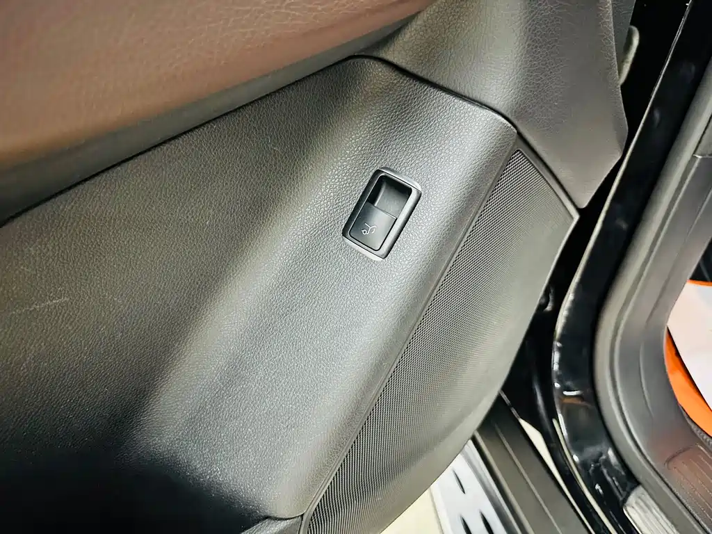 Mercedes-Benz M-Class 2015 — фото 16