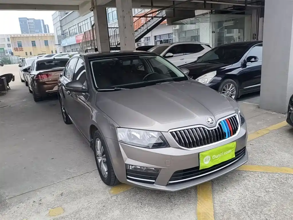 Skoda Octavia 2017 — фото 4