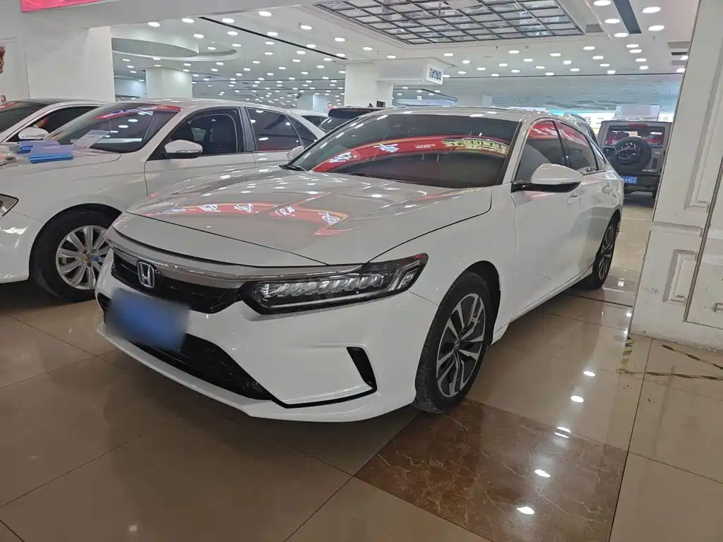 Honda Inspire 2023 — фото 1