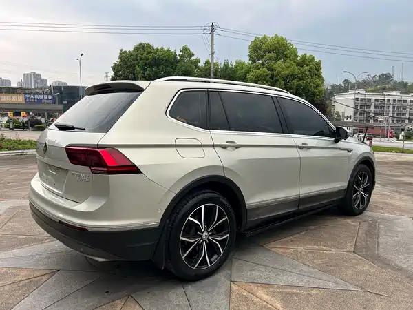 Volkswagen Tiguan L 2018