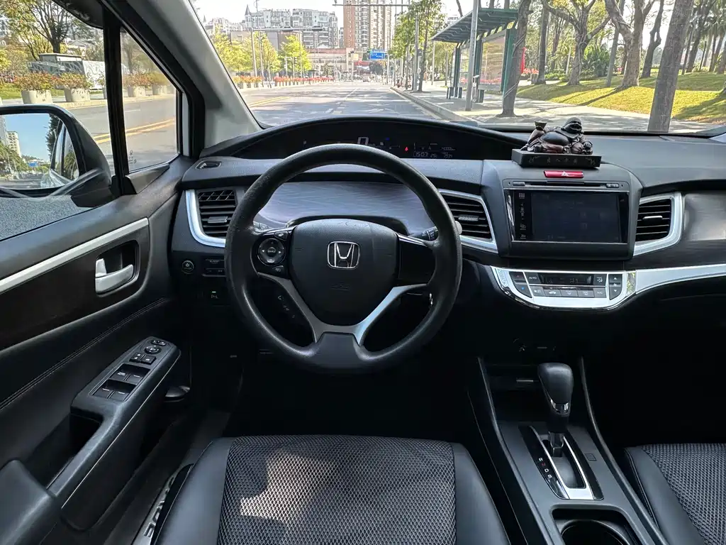 Honda Jade 2014 — фото 11