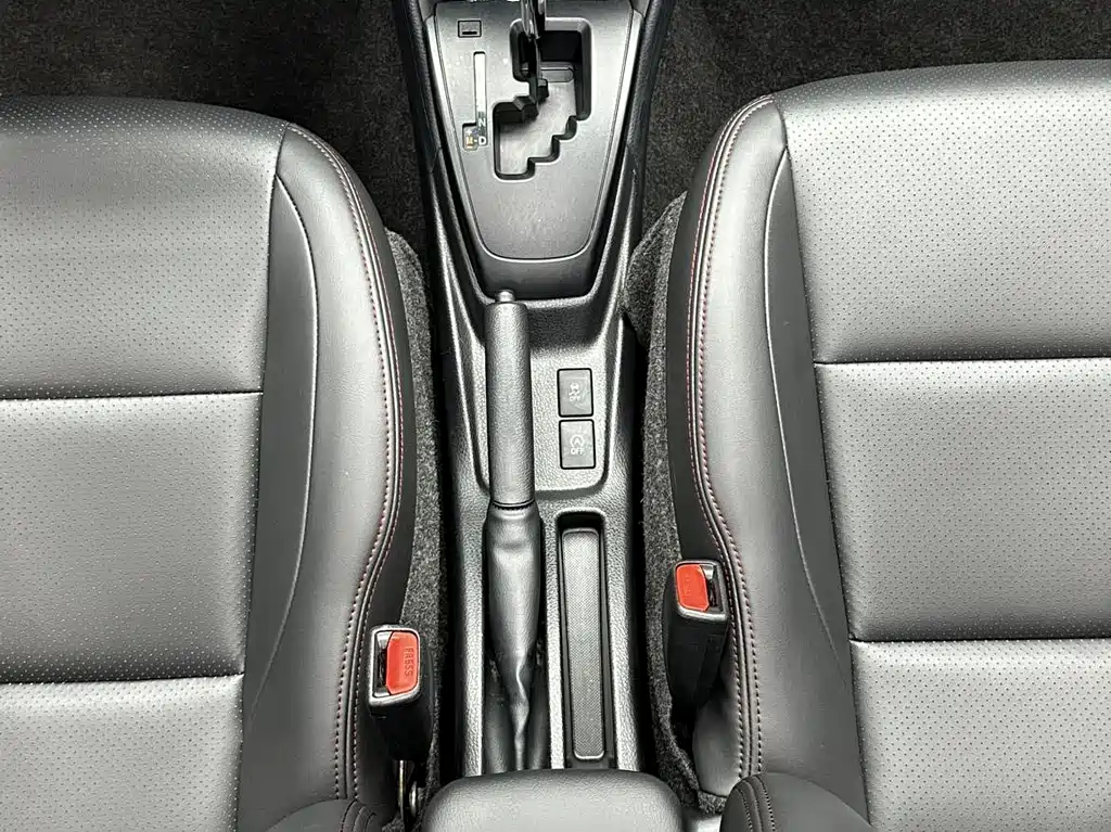 Toyota Yaris L 2022 — фото 16