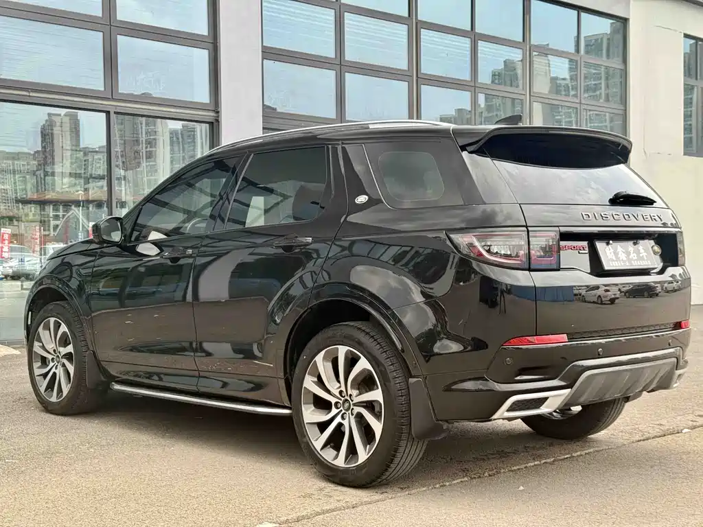 Land Rover Discovery Sport 2022 — фото 12