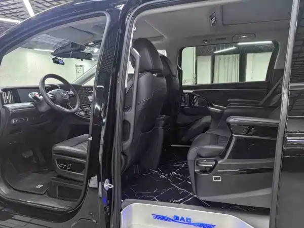 GAC Trumpchi M8 2025