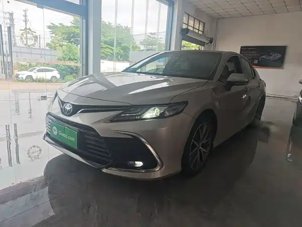 Toyota Camry 2021