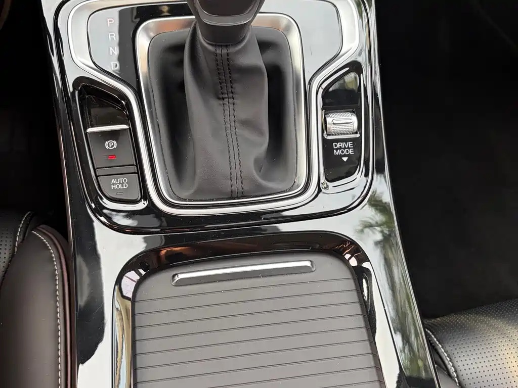 GAC Trumpchi M6 2024 — фото 17