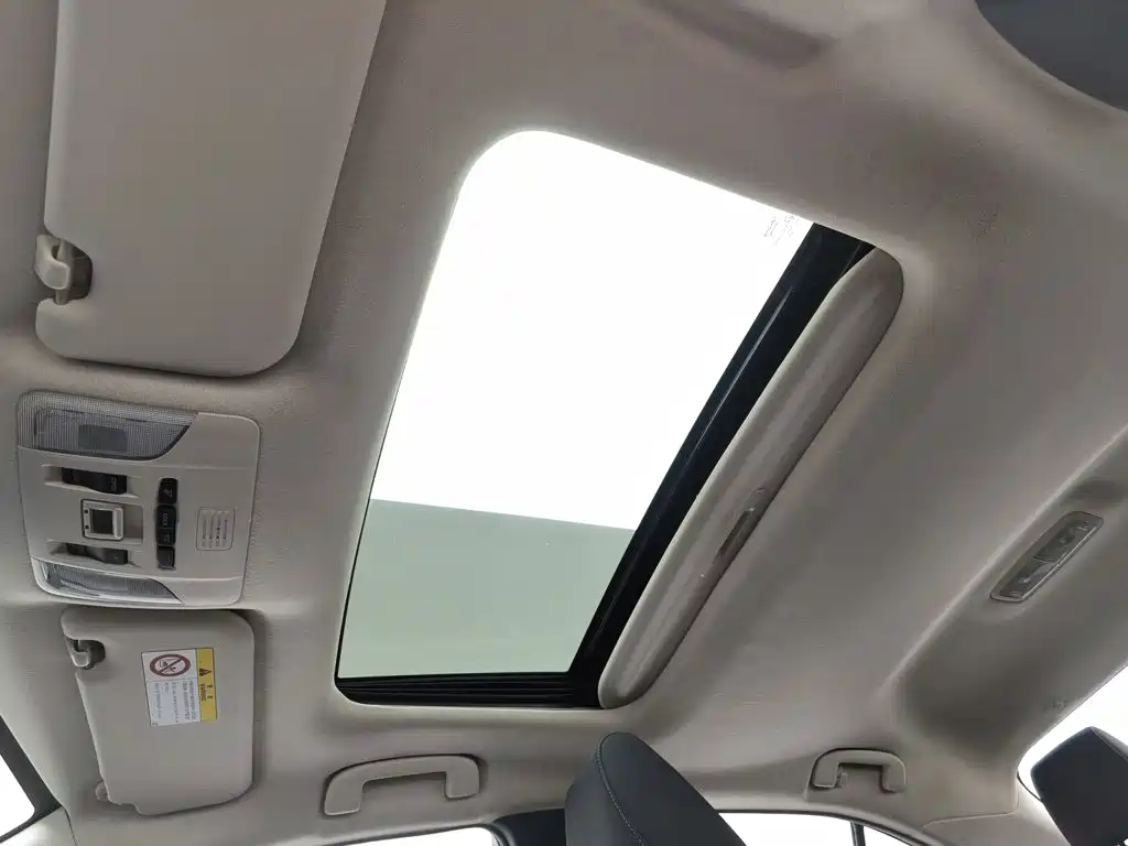 Toyota Corolla 2021 — фото 14