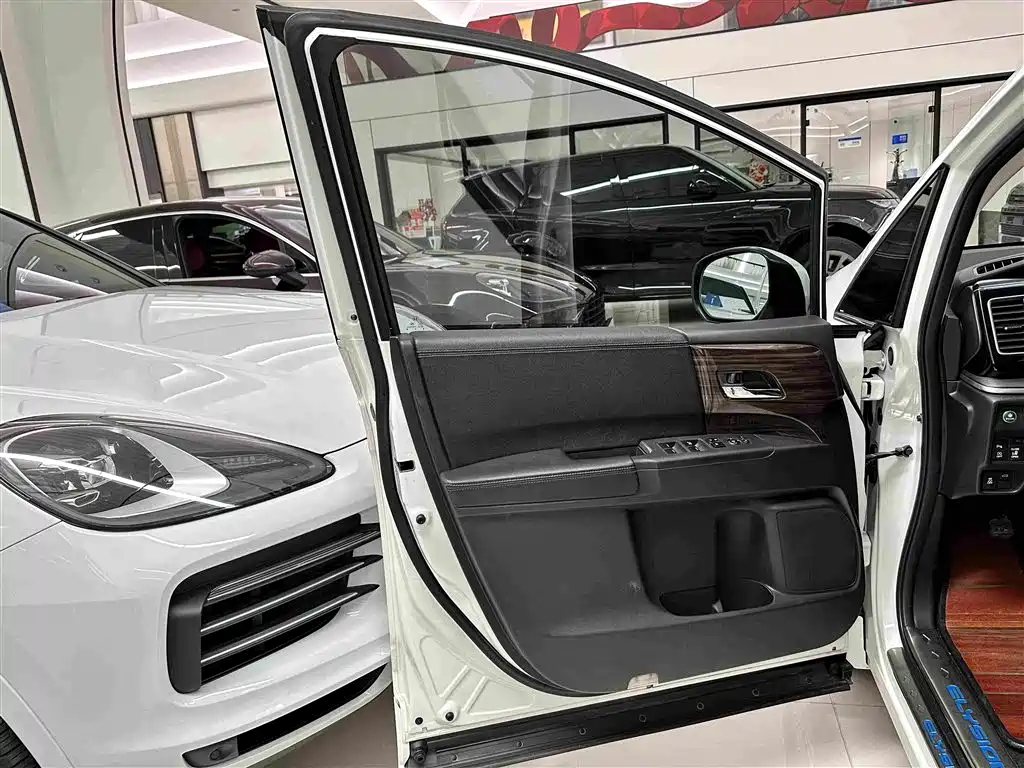 Honda Elysion 2019 — фото 14