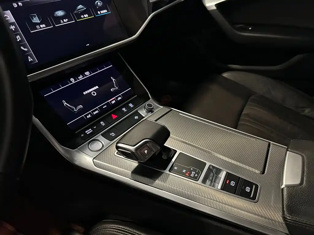 Audi A6L 2019 — фото 11