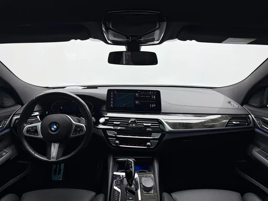 BMW 6 Series GT 2021 — фото 18