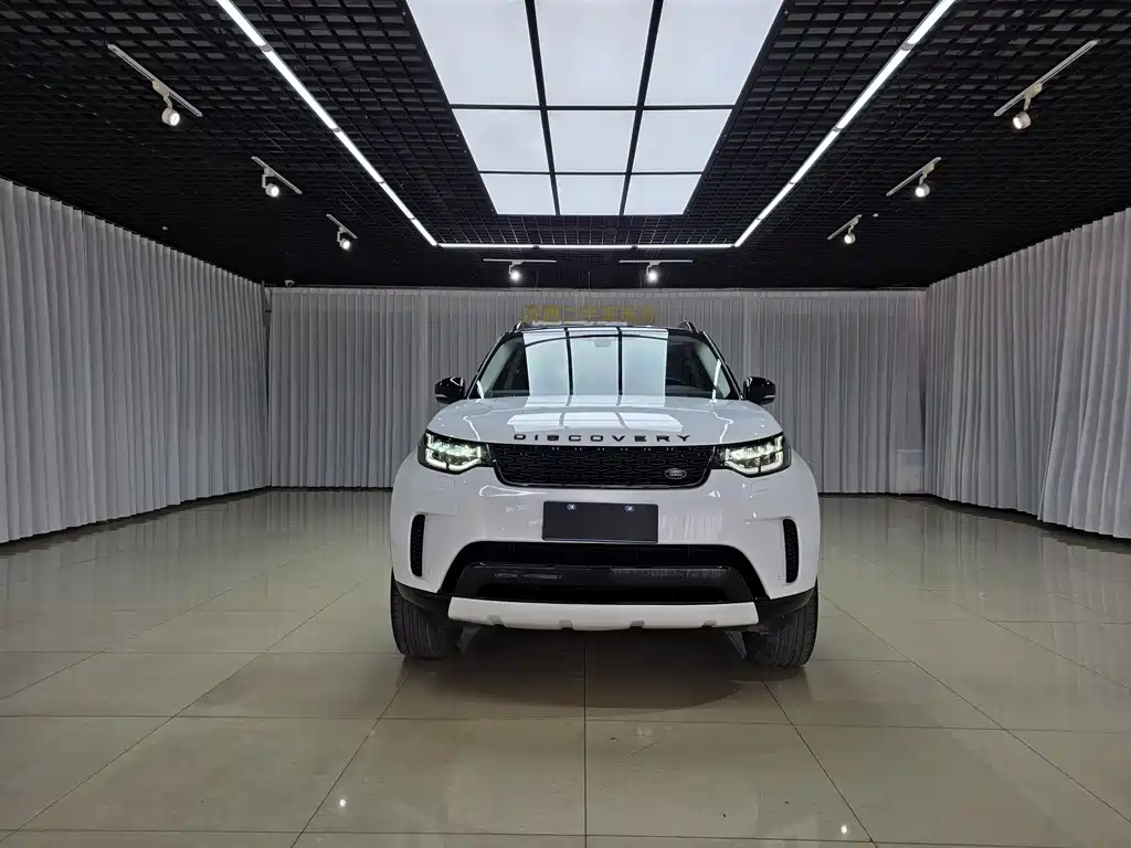Land Rover Discovery 2018 — фото 2