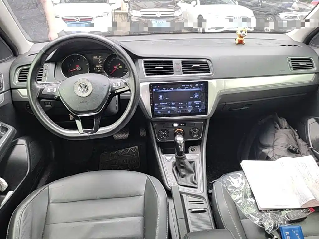 Volkswagen Gran Lavida 2017 — фото 10