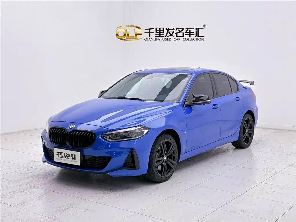 BMW 1 Series 2022 — фото 1