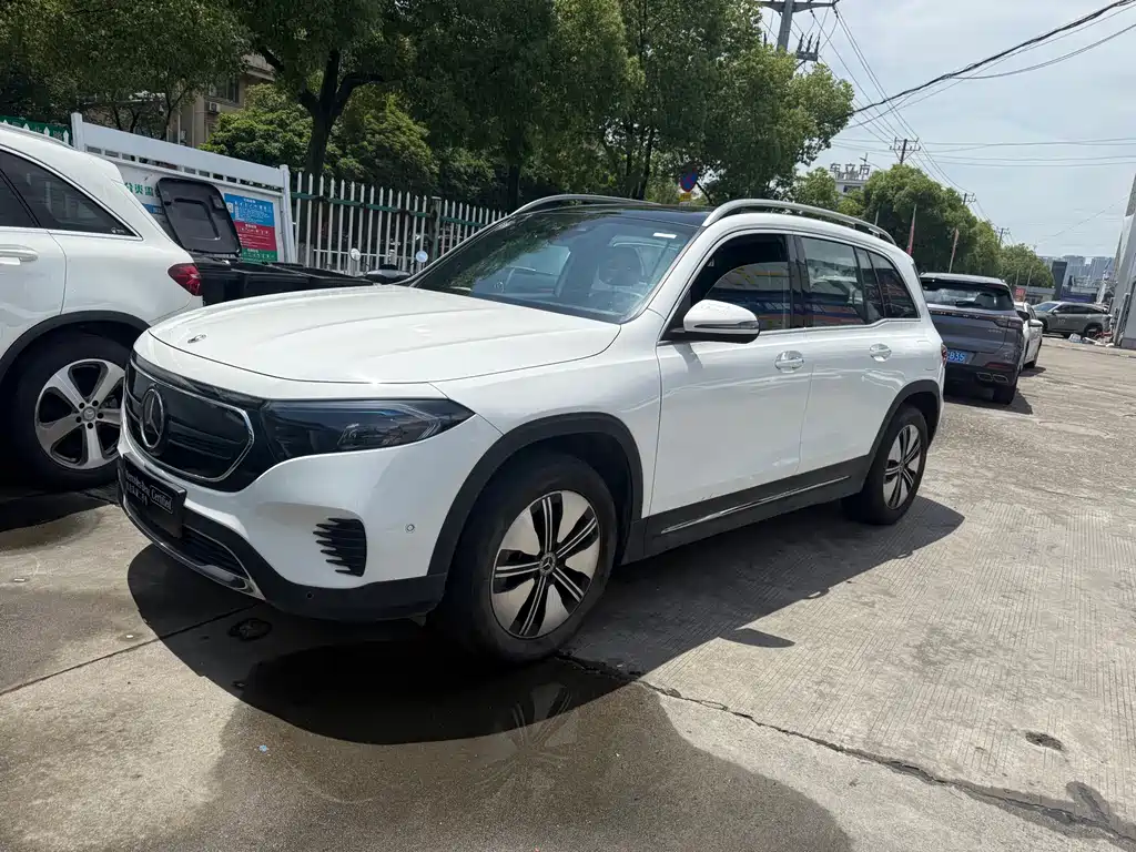 Mercedes-Benz EQB 2024
