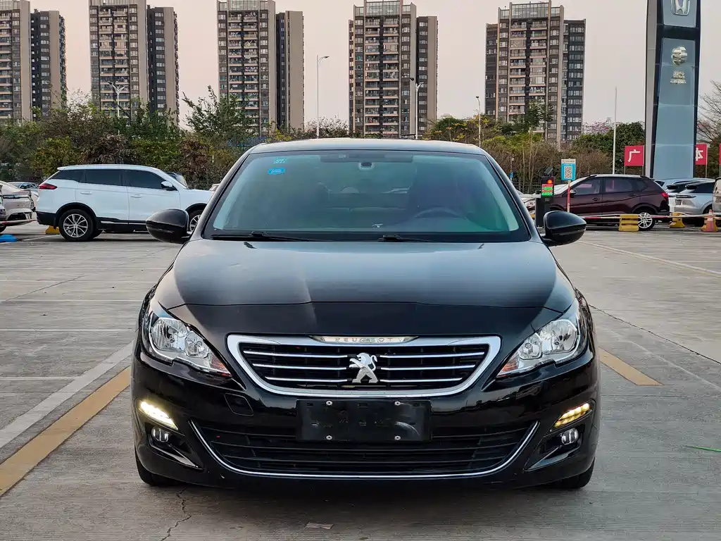 Peugeot 408 2015 — фото 2