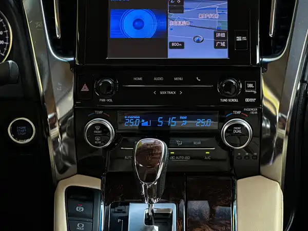 Toyota Alphard 2018