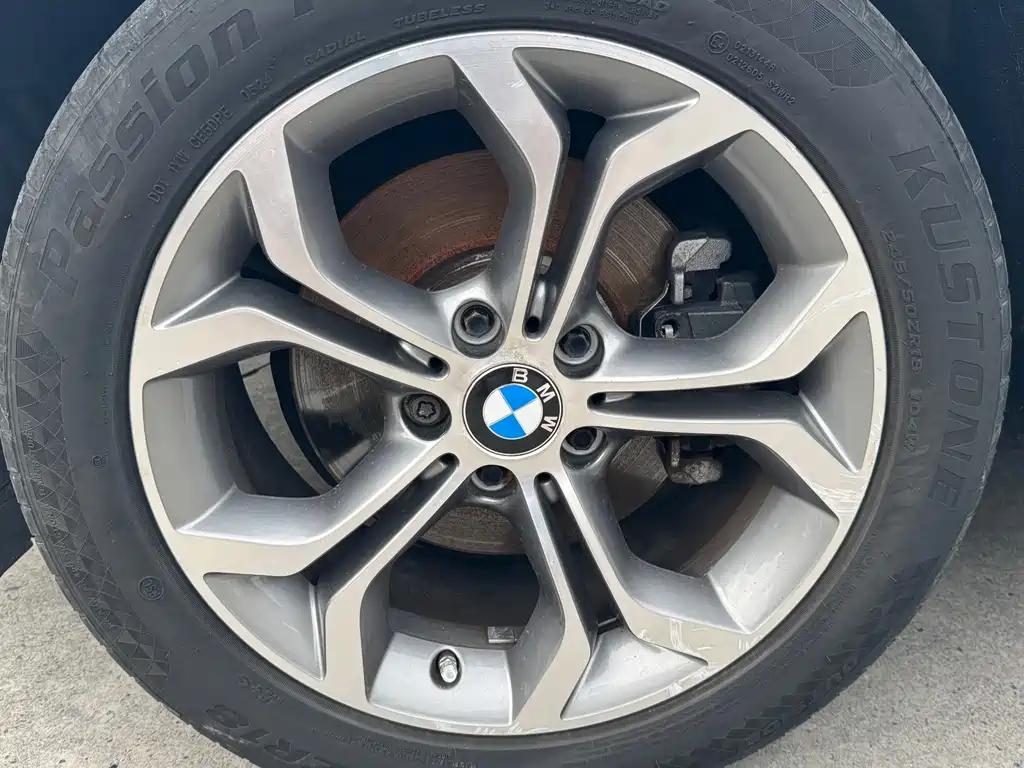 BMW X4 2015 — фото 8