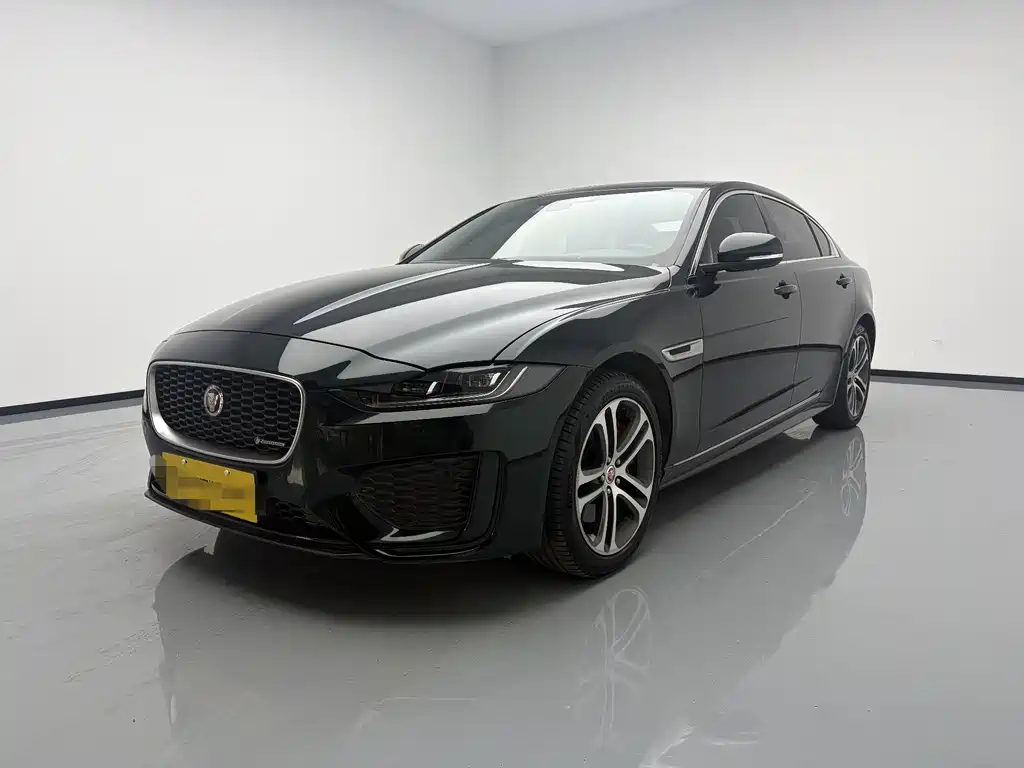 Jaguar XEL 2023 — фото 1