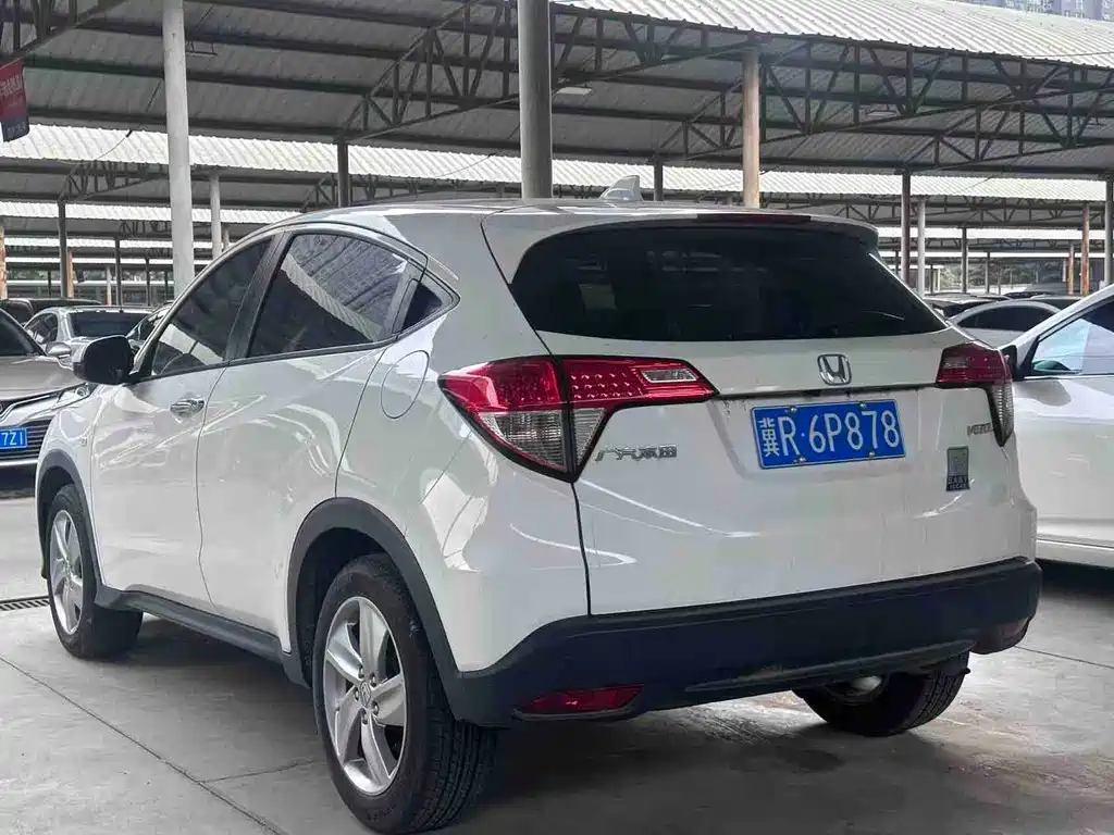 Honda Vezel 2022 — фото 9