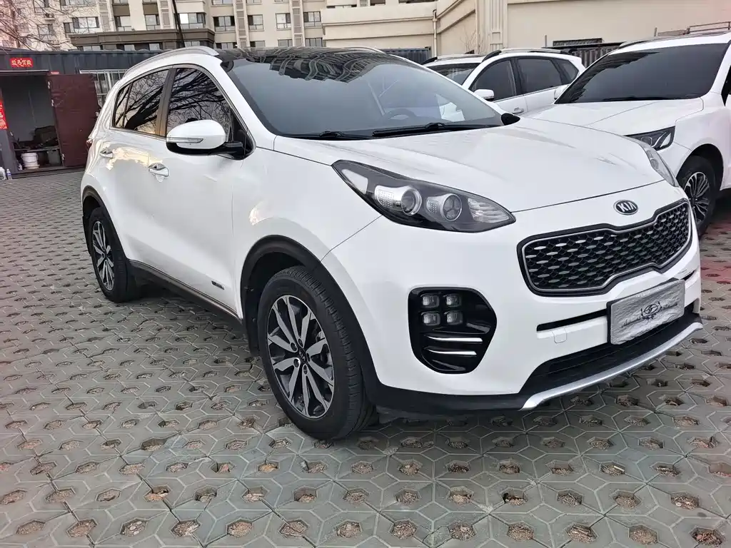 Kia KX5 2016 — фото 3