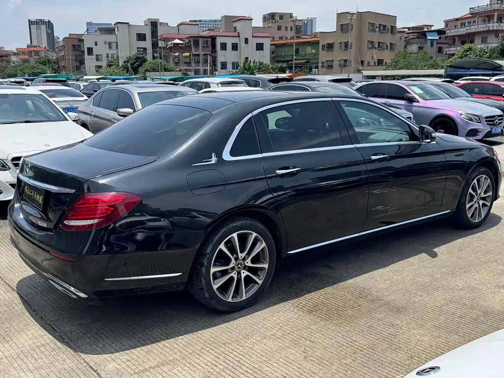Mercedes-Benz E-Class 2018 — фото 4