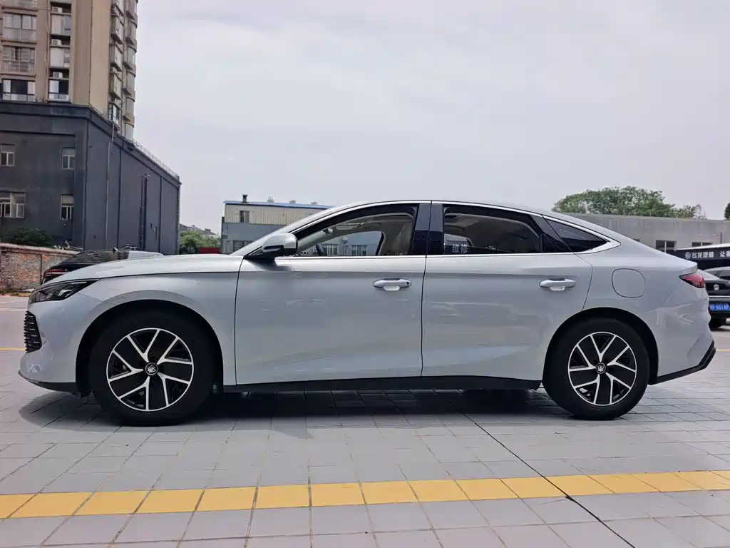 BYD Qin L 2024 — фото 4