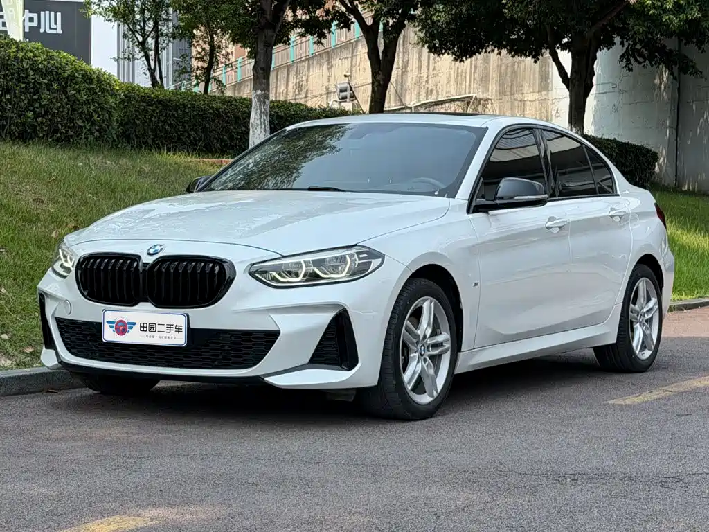 BMW 1 Series 2022