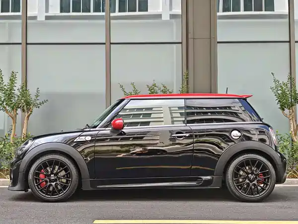MINI JCW 2013