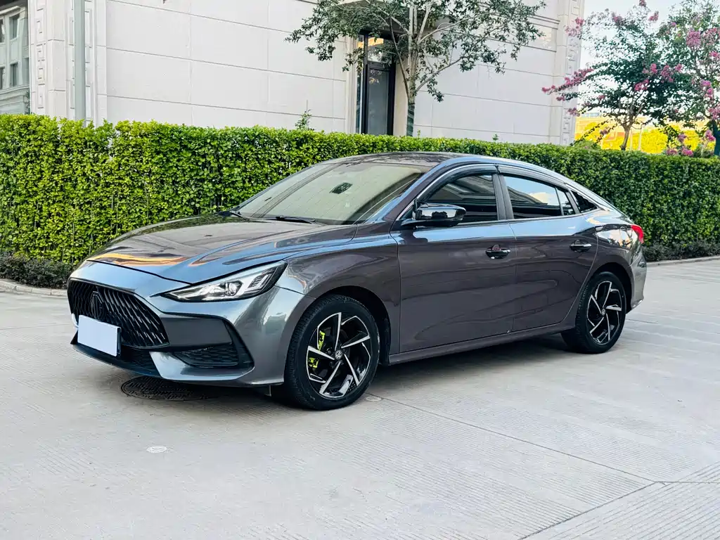 MG MG5 2021