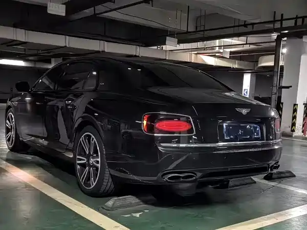 Bentley Flying Spur 2017
