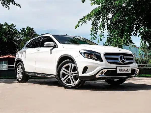 Mercedes-Benz GLA 2016