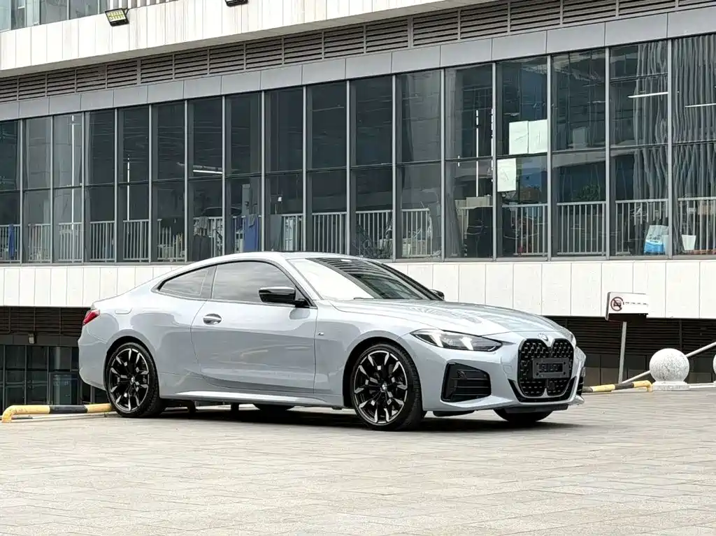 BMW 4 Series 2025