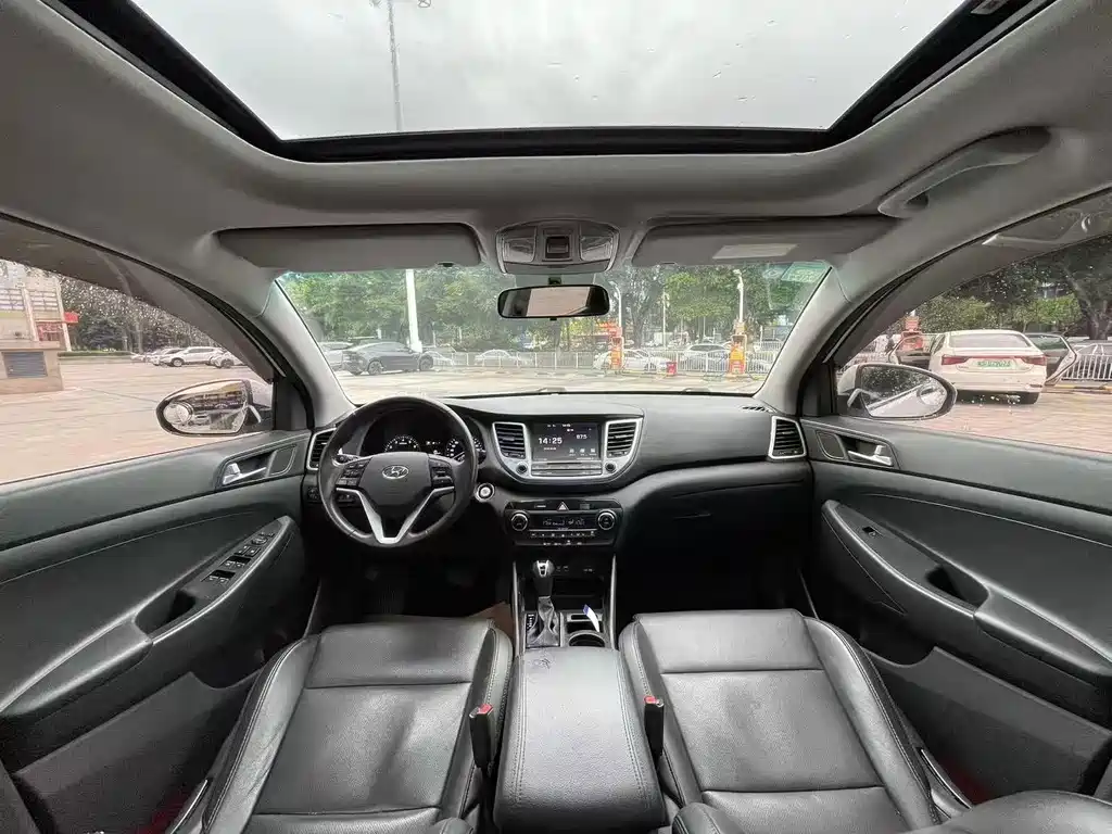 Hyundai Tucson 2016 — фото 13