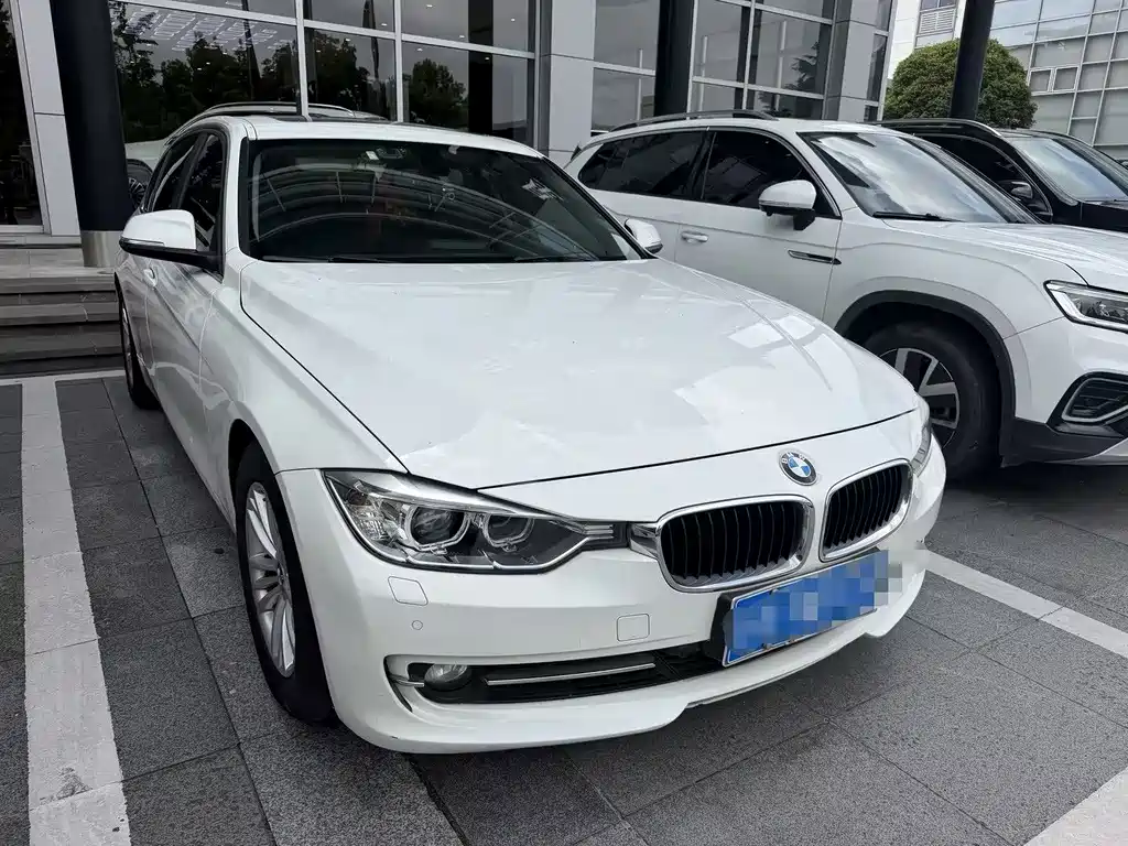 BMW 3 Series 2015