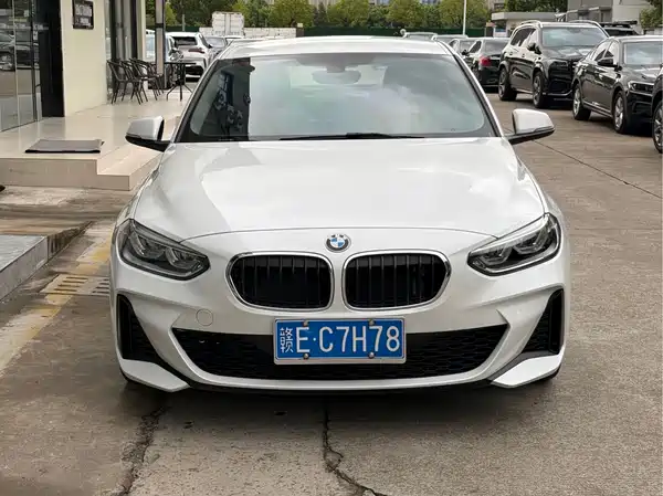 BMW 1 Series 2022