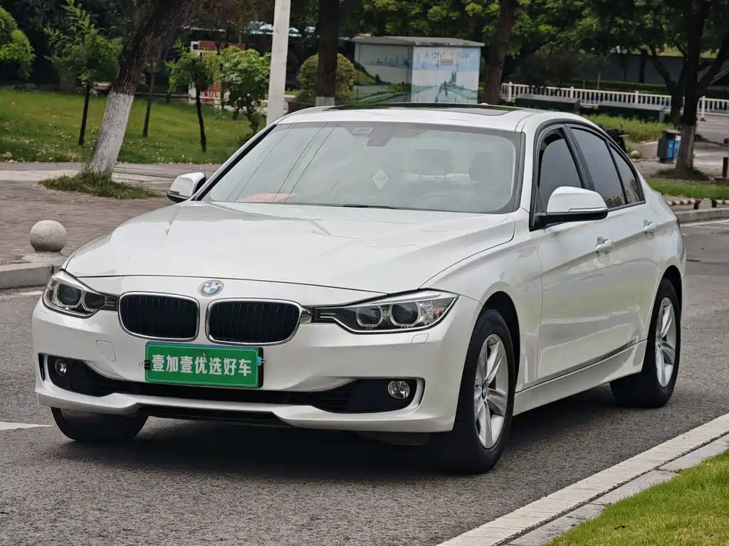 BMW 3 Series 2012