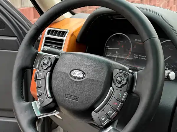 Land Rover Range Rover 2011