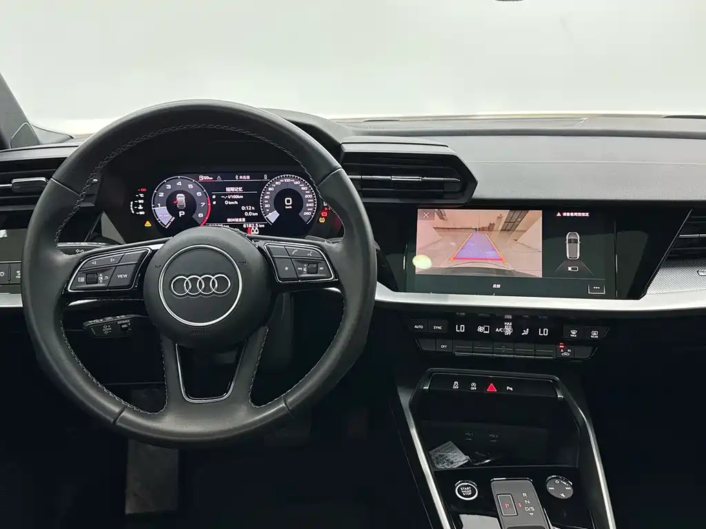 Audi A3 2023 — фото 10