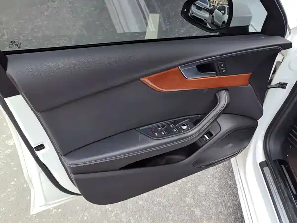 Audi A4L 2020